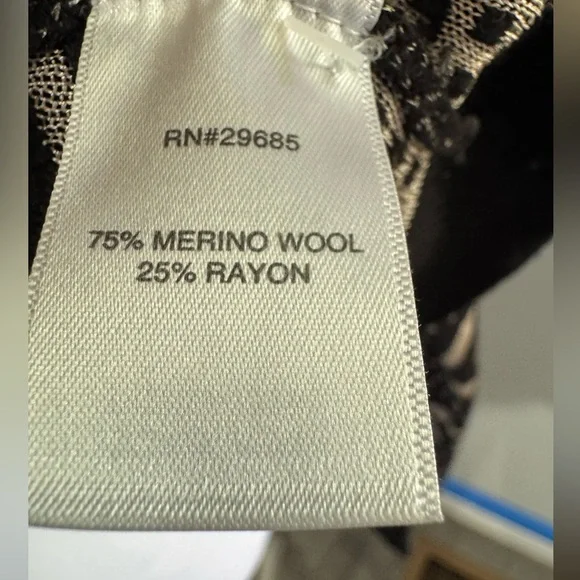 Pendleton Vintage Style Merino Wool Blend Cardigan Black Cream Geometric Medium - Picture 5 of 5